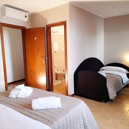 Touring Hotel