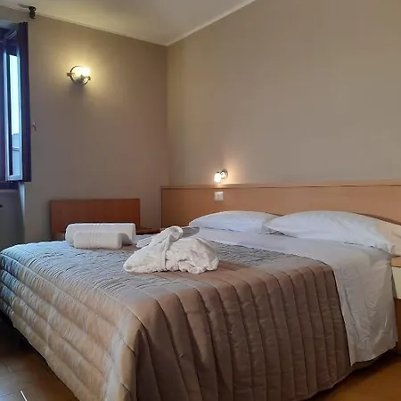 Touring Hotel Gardone Riviera